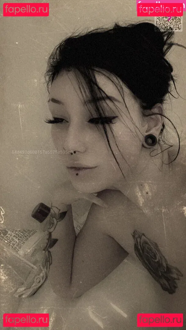 Van.sen Onlyfans Photo Gallery 