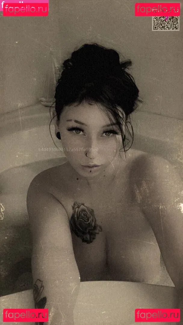 Van.sen Onlyfans Photo Gallery 