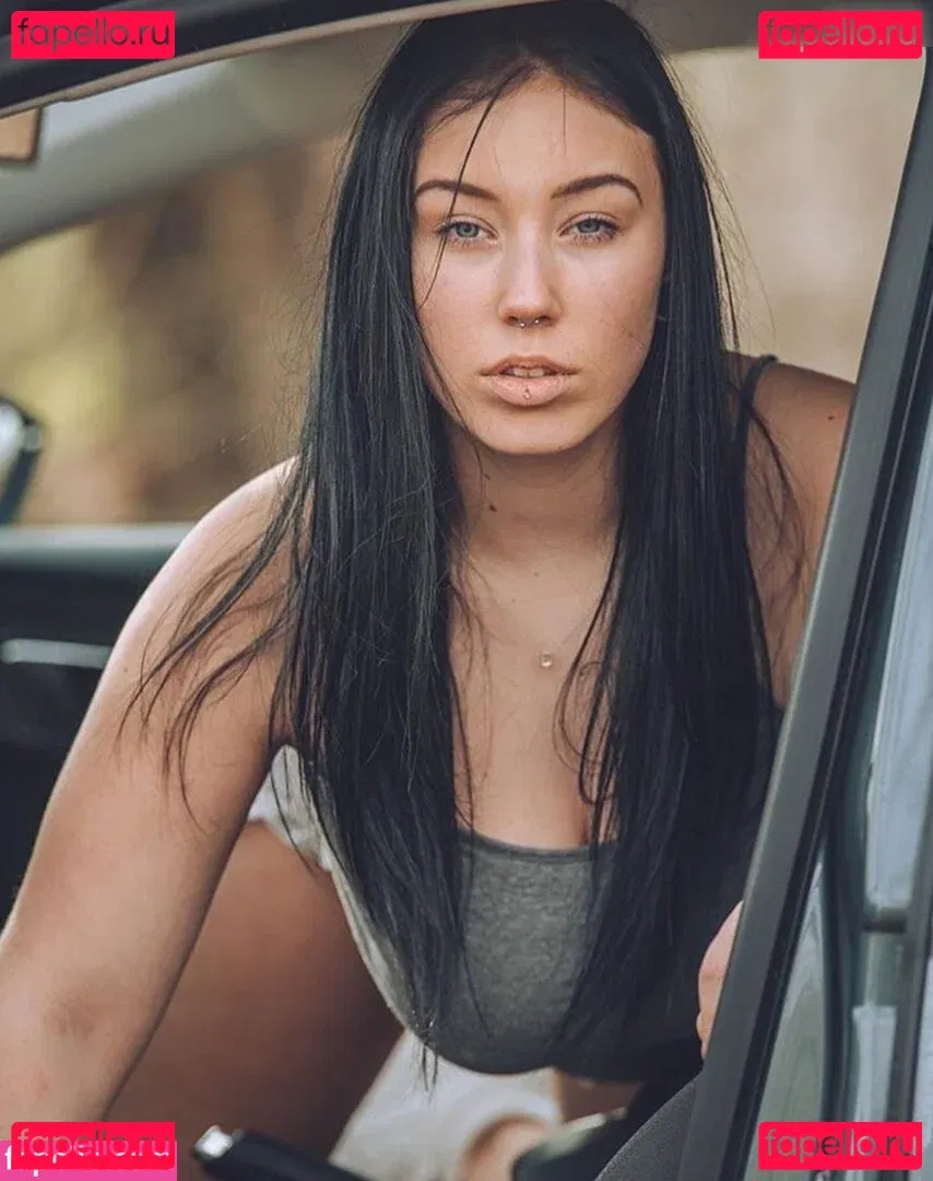 Van.sen Onlyfans Photo Gallery 