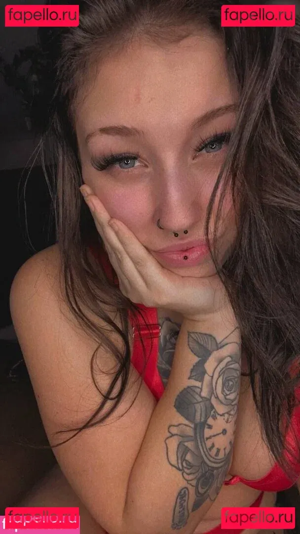 Van.sen Onlyfans Photo Gallery 