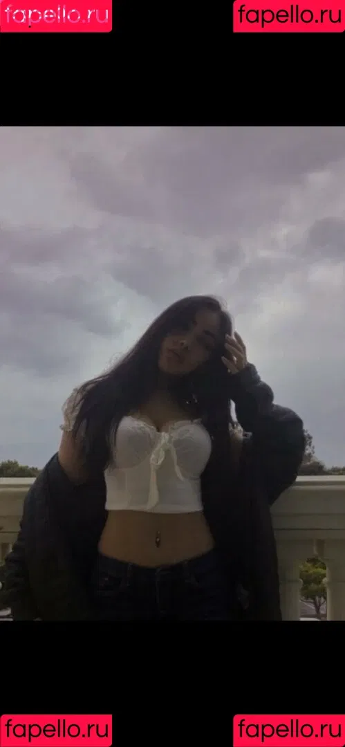 Bratty Luna Onlyfans Photo Gallery 