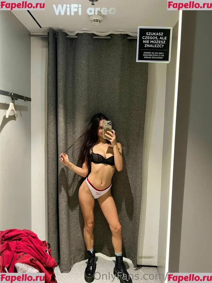 Gloria Sol Onlyfans Photo Gallery 