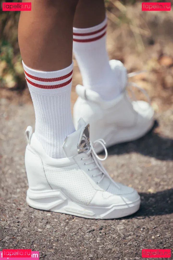 Gloria Sol Onlyfans Photo Gallery 