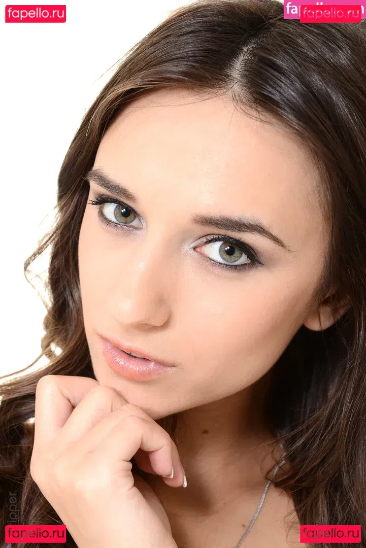 Gloria Sol Onlyfans Photo Gallery 