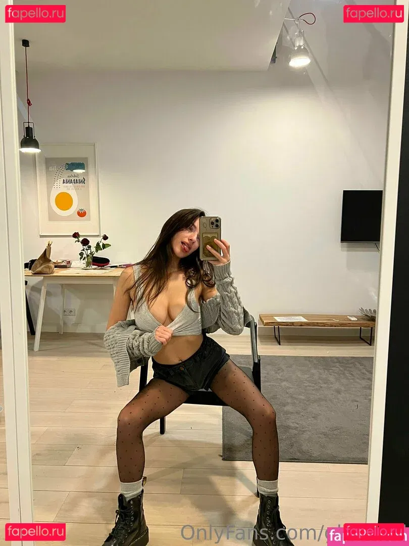 Gloria Sol Onlyfans Photo Gallery 