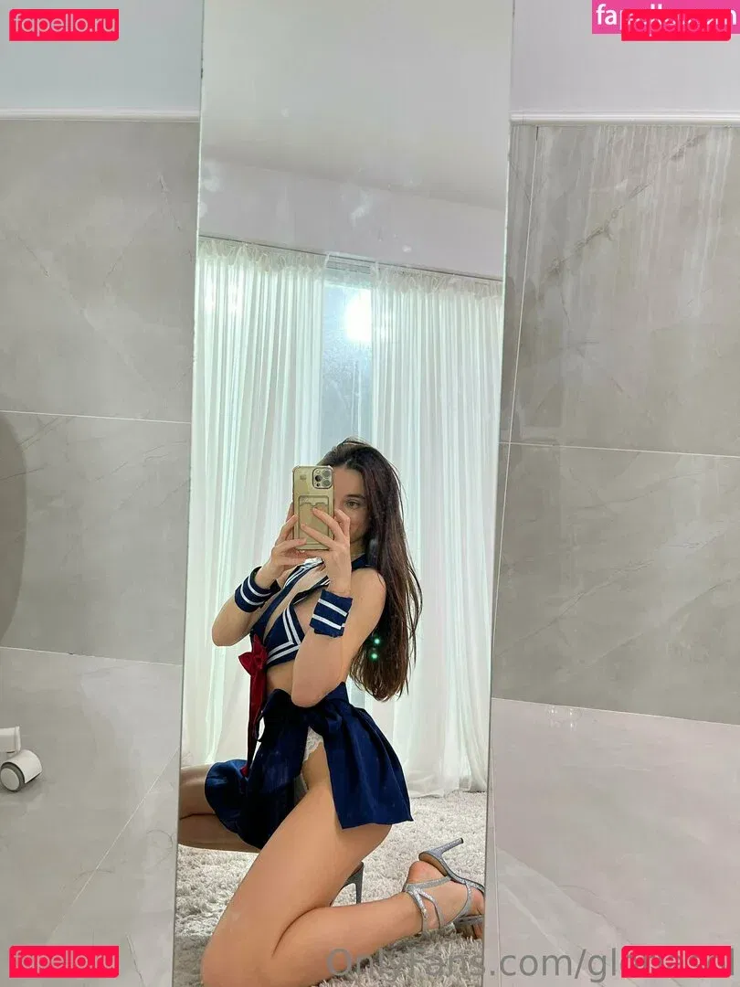 Gloria Sol Onlyfans Photo Gallery 