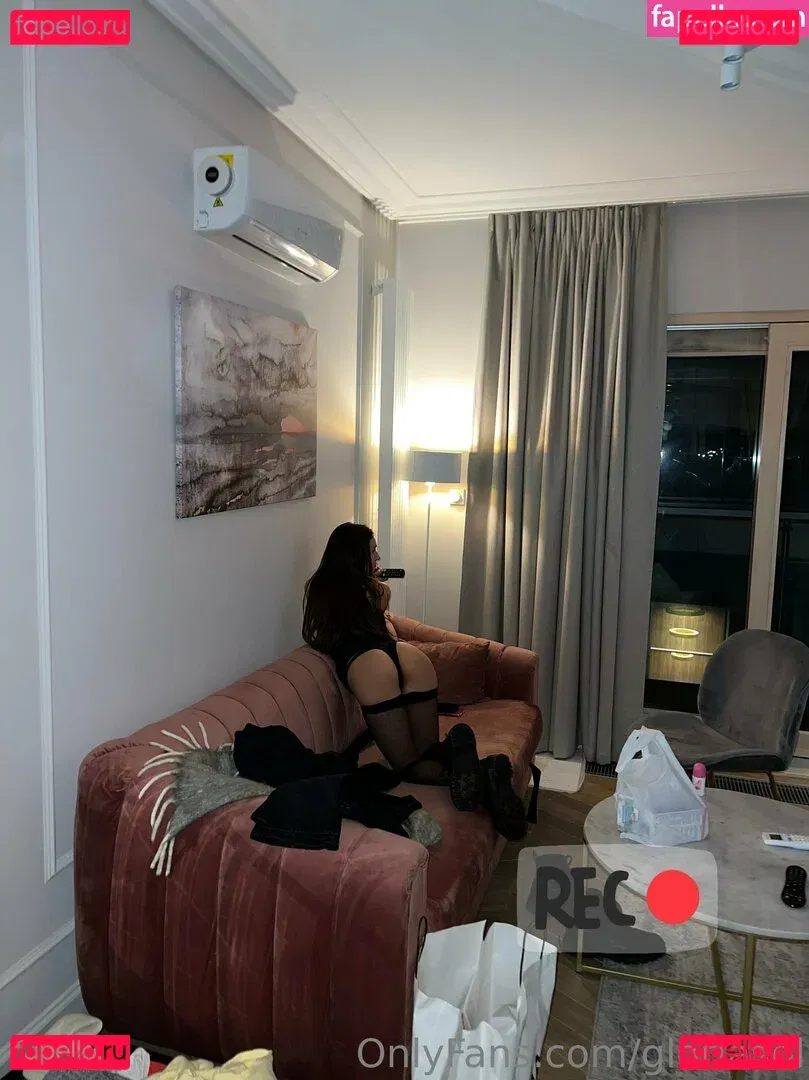 Gloria Sol Onlyfans Photo Gallery 