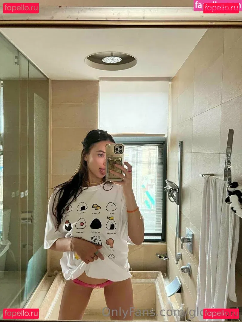 Gloria Sol Onlyfans Photo Gallery 