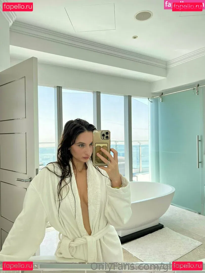 Gloria Sol Onlyfans Photo Gallery 