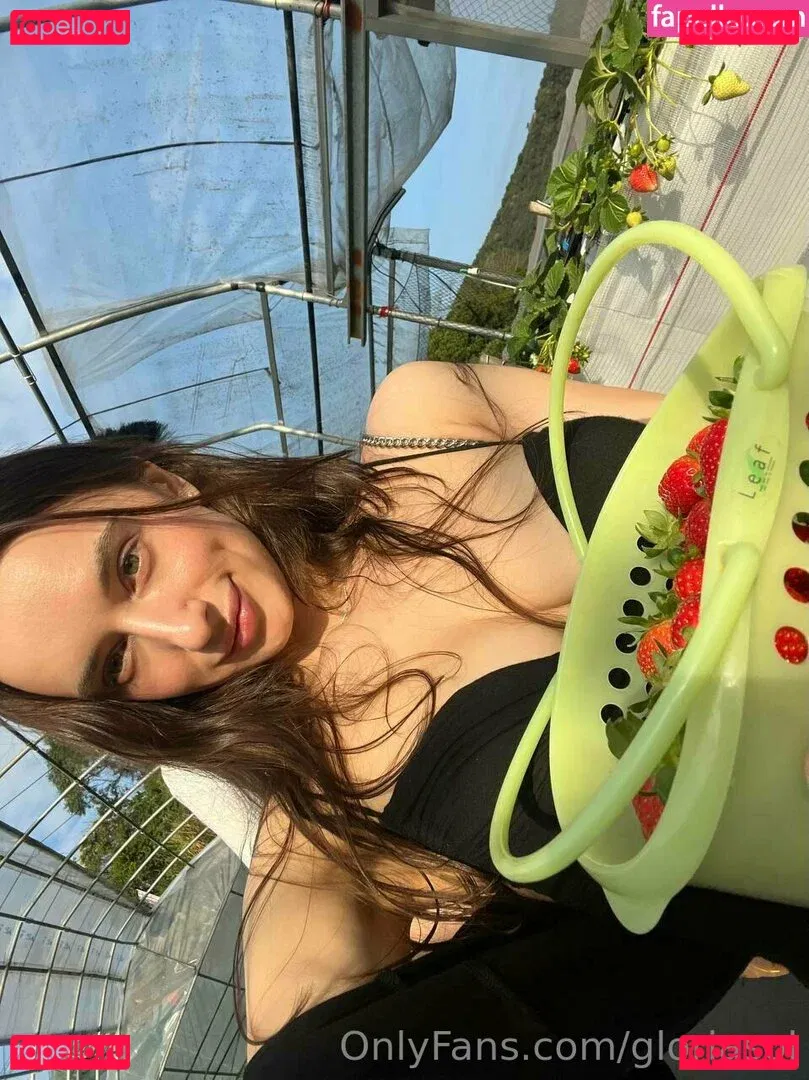 Gloria Sol Onlyfans Photo Gallery 