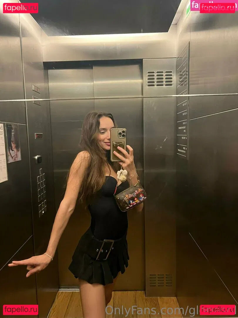 Gloria Sol Onlyfans Photo Gallery 