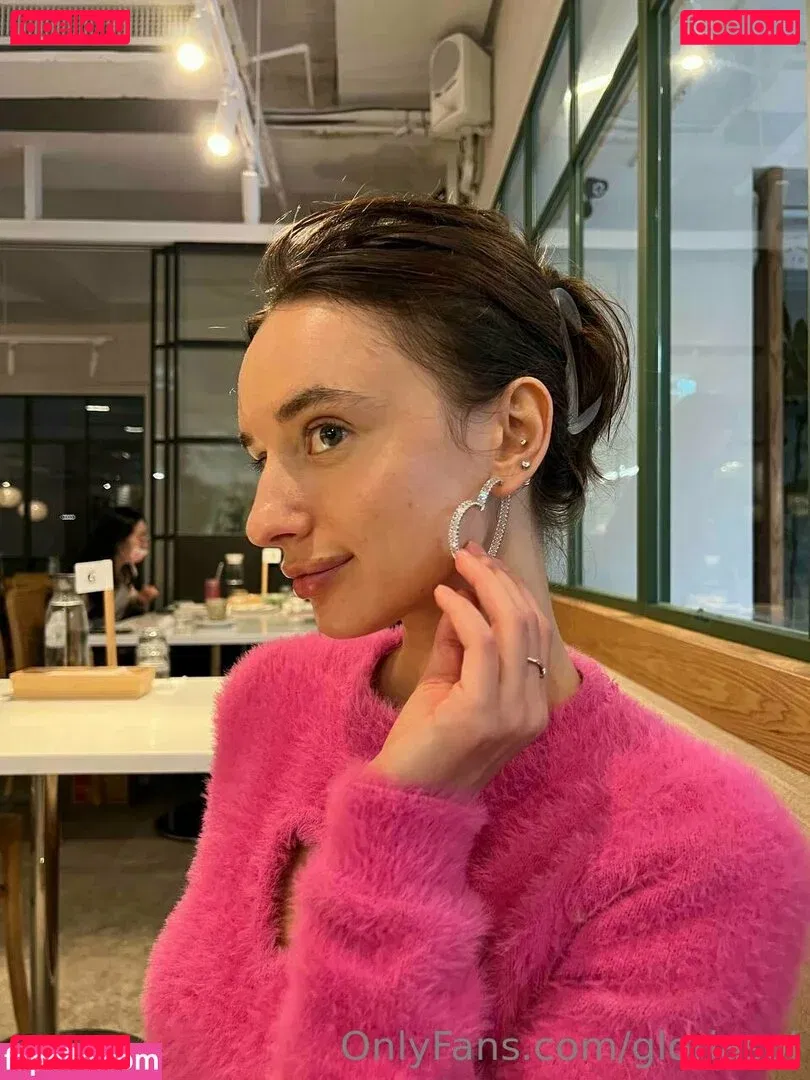 Gloria Sol Onlyfans Photo Gallery 