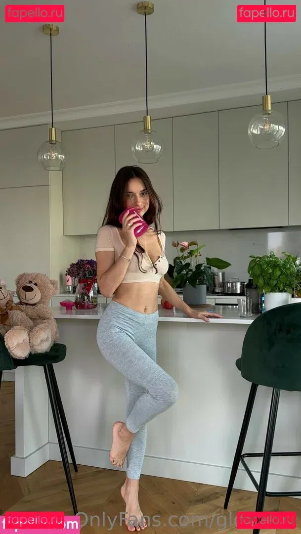 Gloria Sol Onlyfans Photo Gallery 