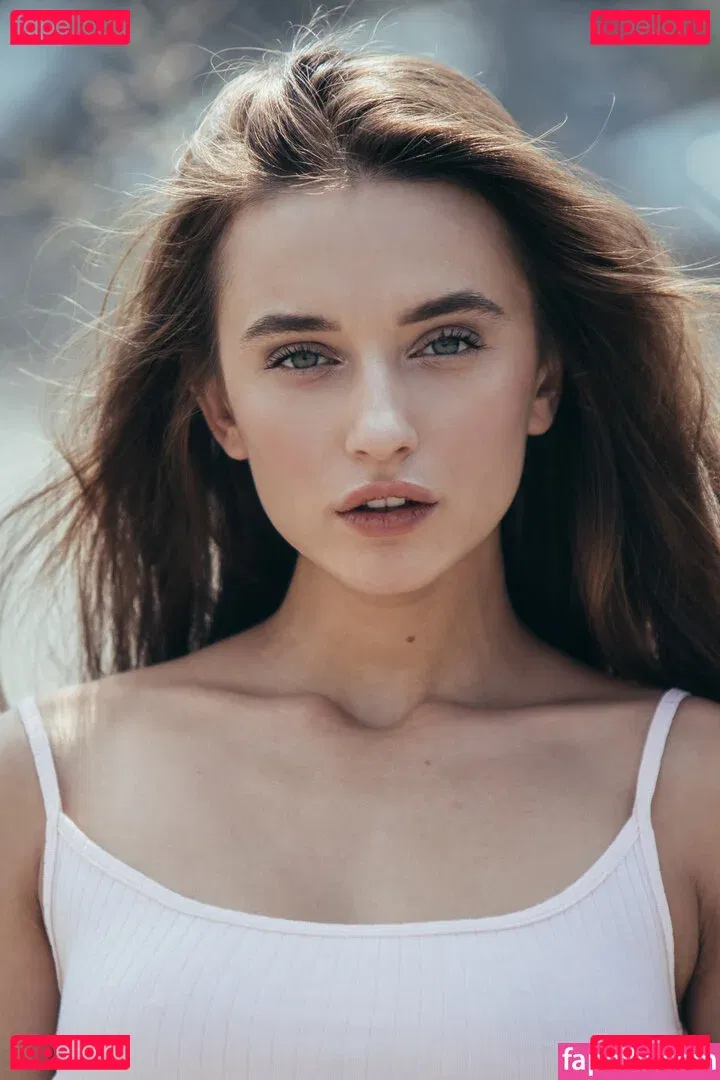 Gloria Sol Onlyfans Photo Gallery 