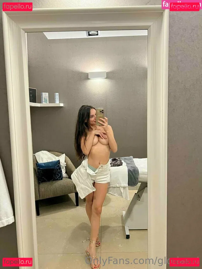 Gloria Sol Onlyfans Photo Gallery 