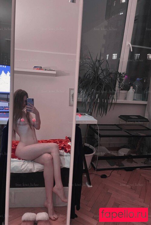 kiwi_lichee Nude Onlyfans Photo 16