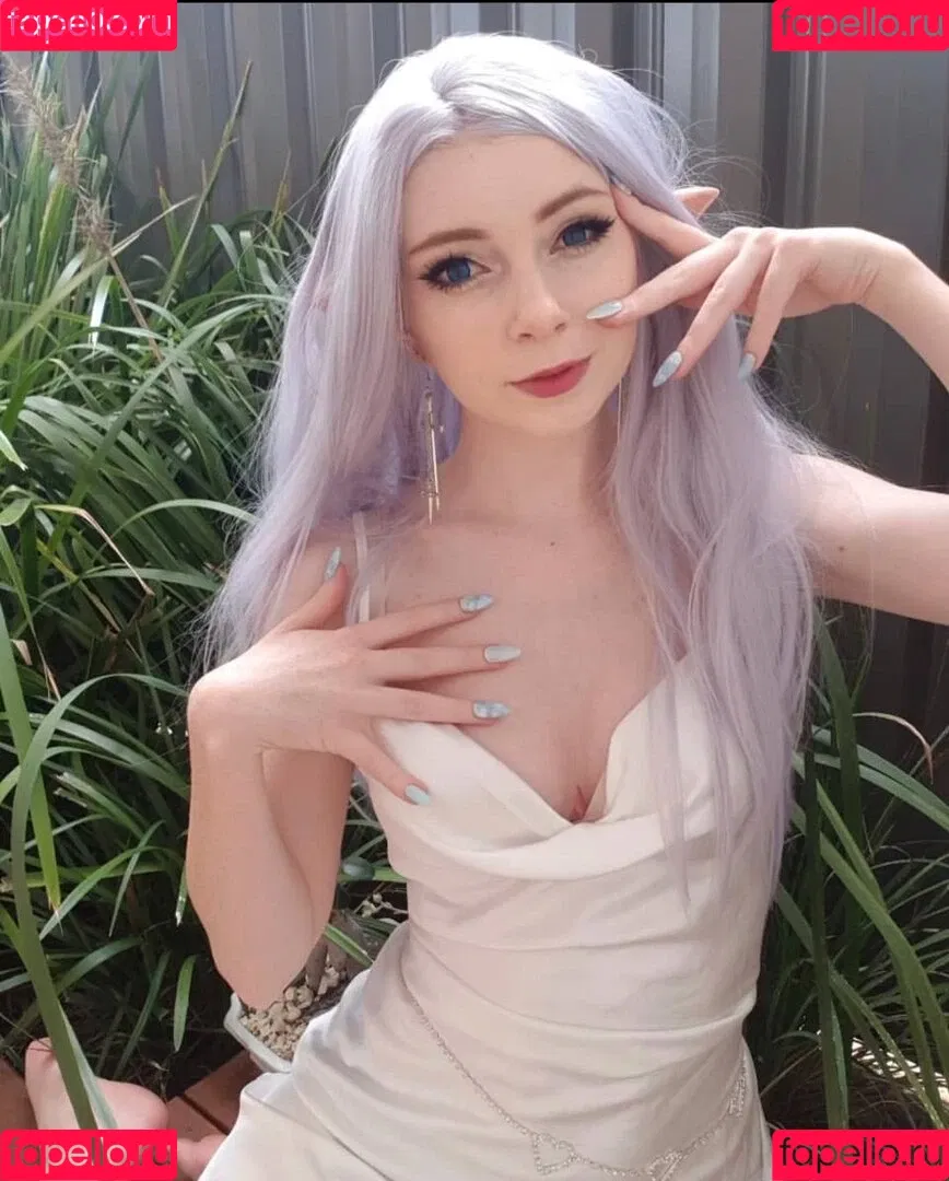 Elefire Grey Onlyfans Photo Gallery 