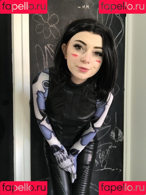 Elefire Grey Onlyfans Photo Gallery 