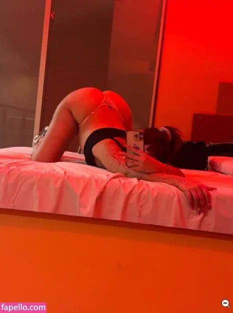 MikeyyRoses9 Onlyfans Photo Gallery 