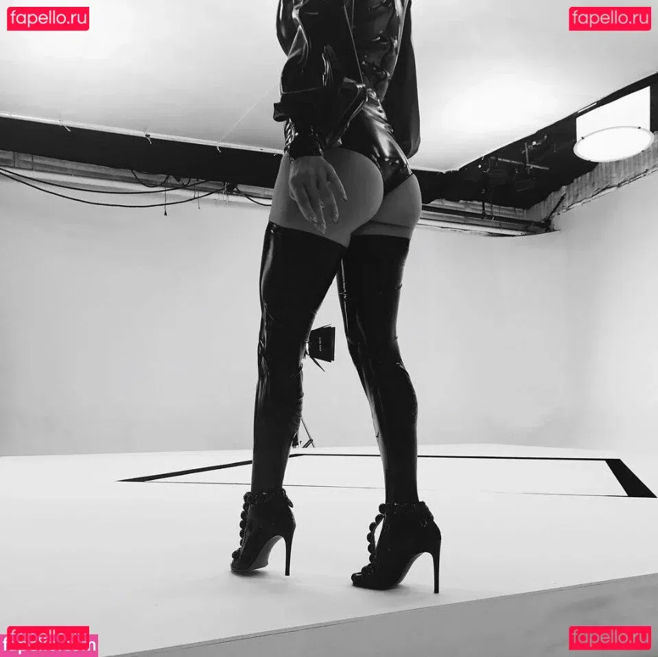 Fergie Onlyfans Photo Gallery 