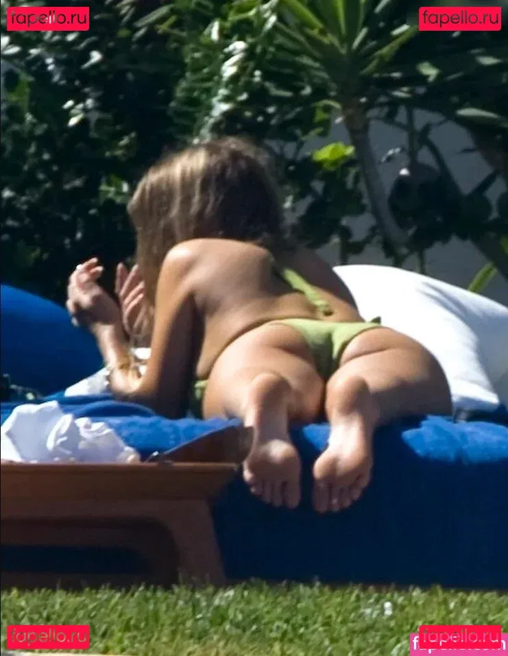 Fergie Onlyfans Photo Gallery 