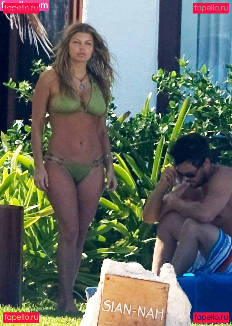 Fergie Onlyfans Photo Gallery 