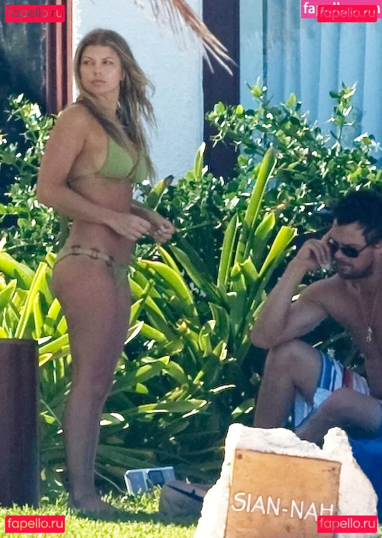 Fergie Onlyfans Photo Gallery 