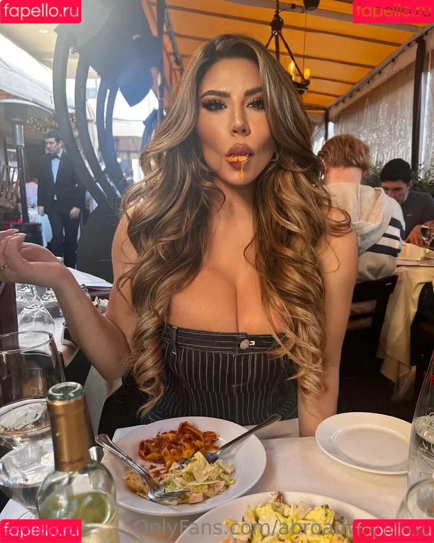 Abroadwithmila Onlyfans Photo Gallery 