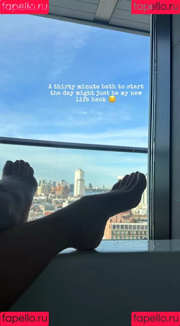 Yesjulz Onlyfans Photo Gallery 
