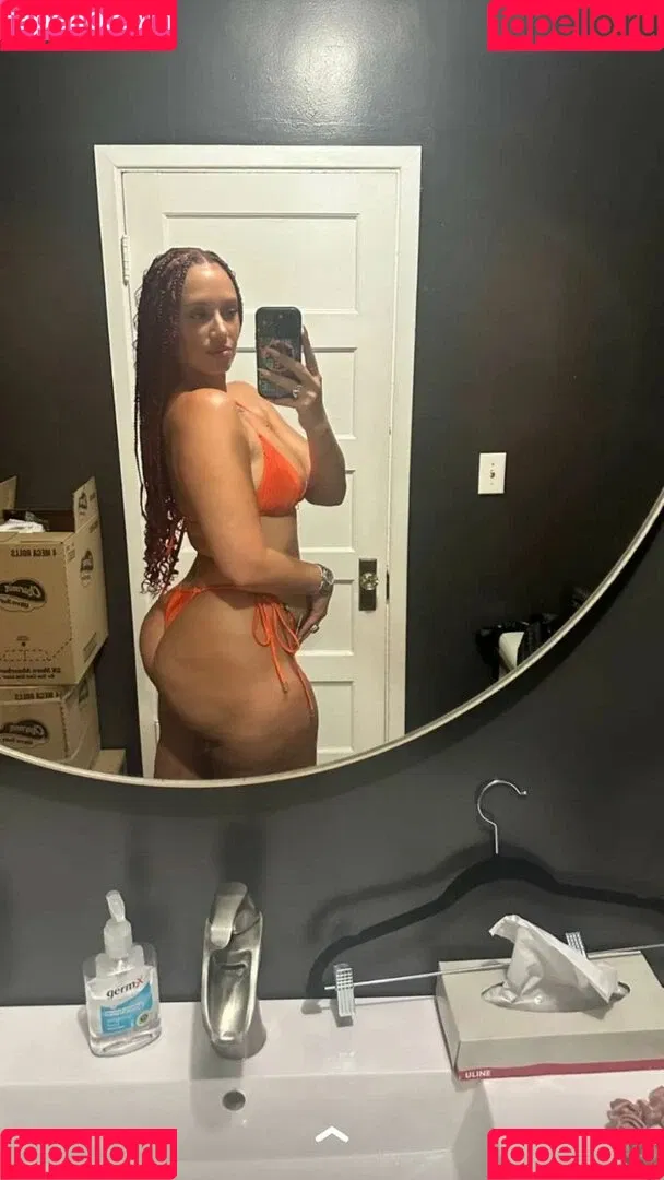 Yesjulz Onlyfans Photo Gallery 