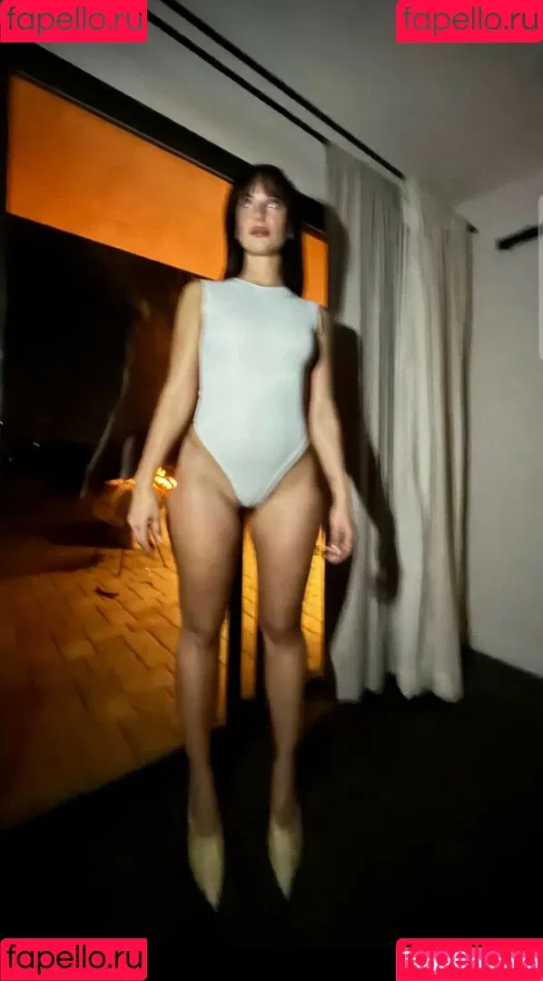 Yesjulz Onlyfans Photo Gallery 