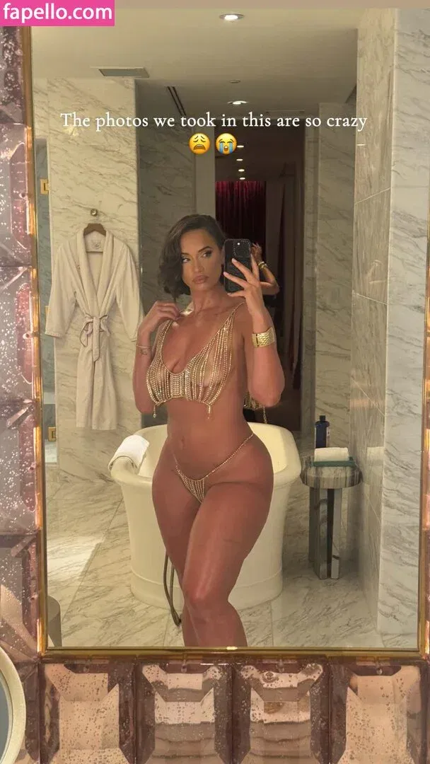 Yesjulz Onlyfans Photo Gallery 