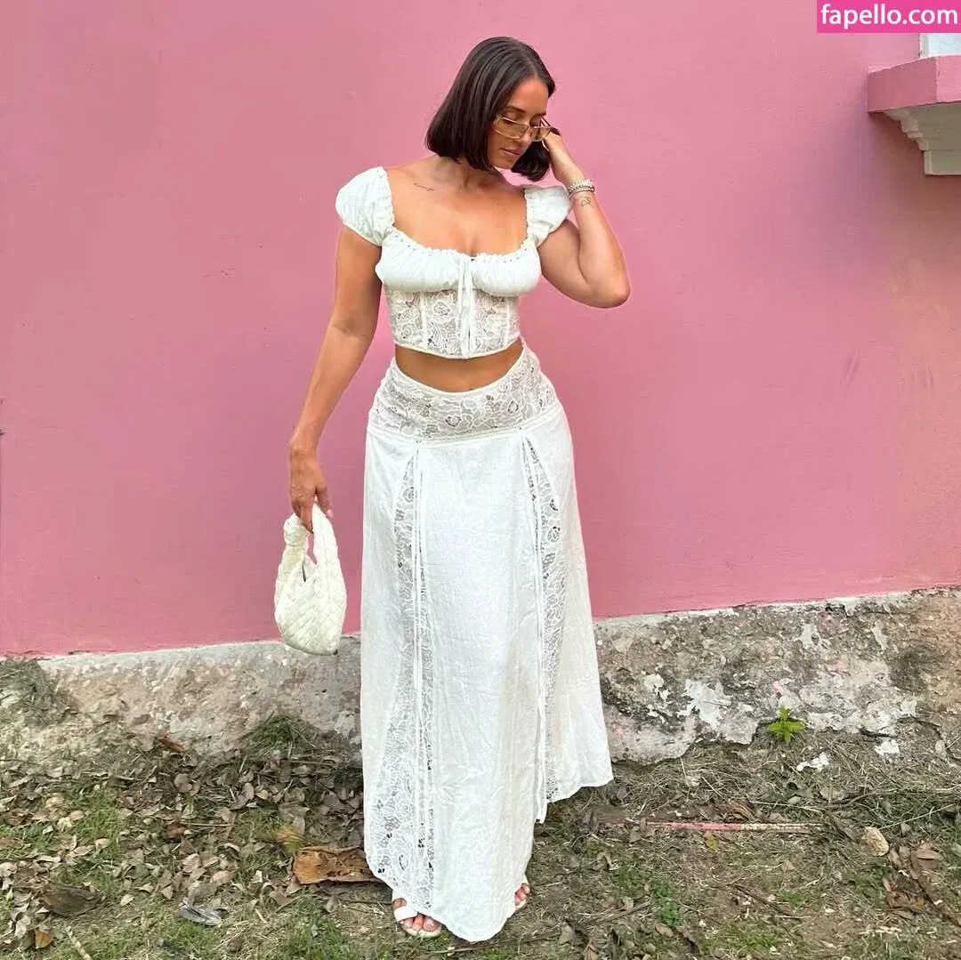 Yesjulz Onlyfans Photo Gallery 