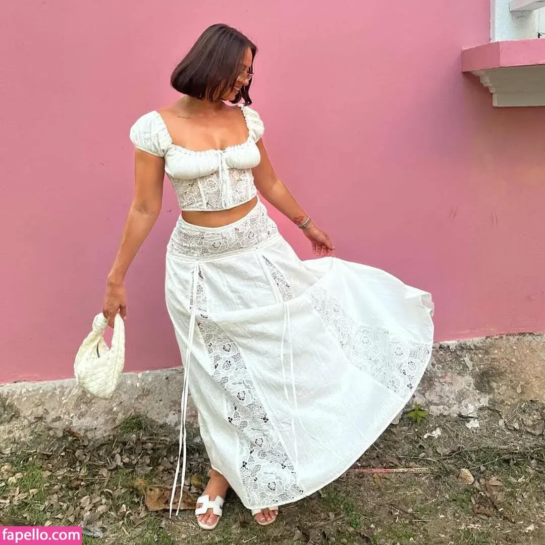 Yesjulz Onlyfans Photo Gallery 