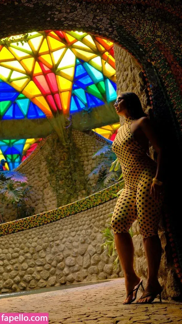 Yesjulz Onlyfans Photo Gallery 