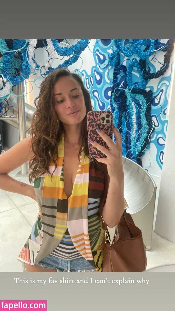 Yesjulz Onlyfans Photo Gallery 