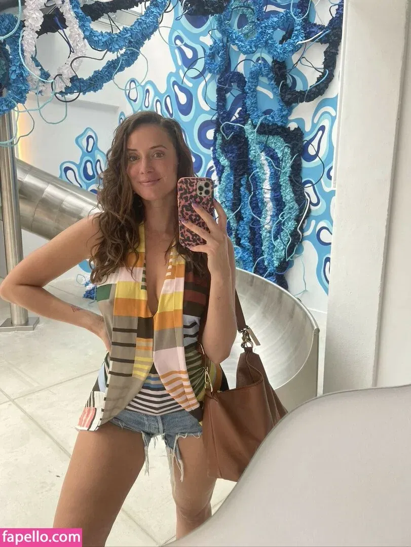 Yesjulz Onlyfans Photo Gallery 