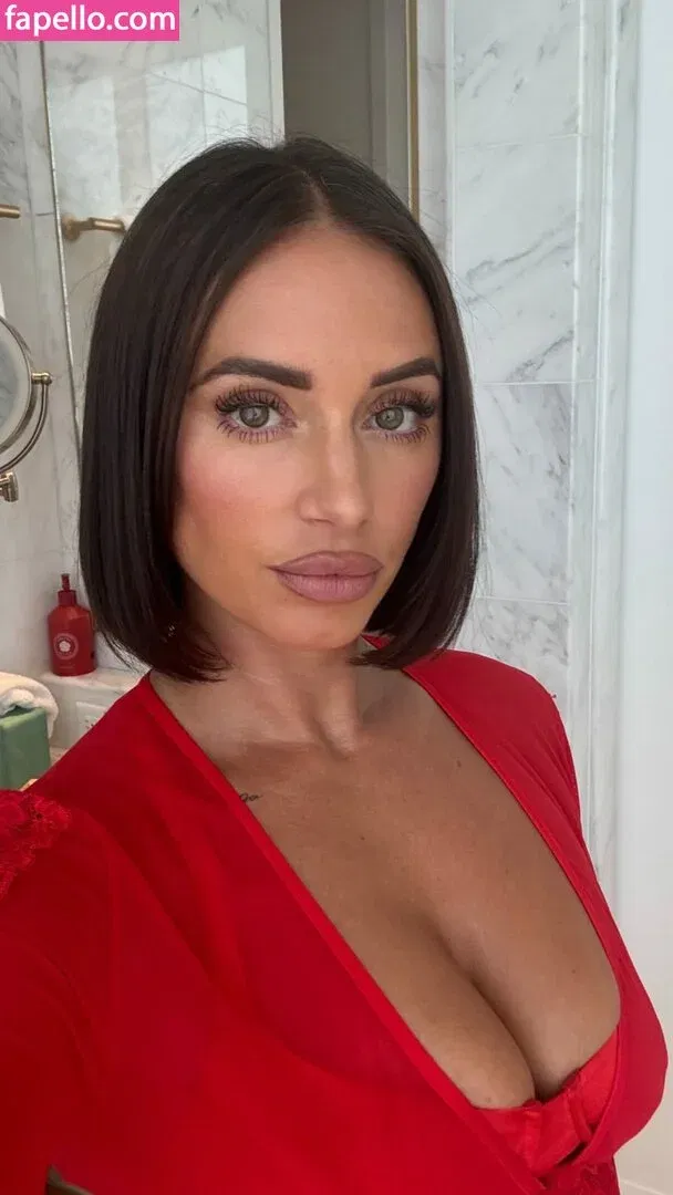 Yesjulz Onlyfans Photo Gallery 