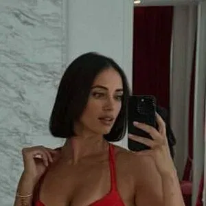 Yesjulz Onlyfans Photo Gallery 