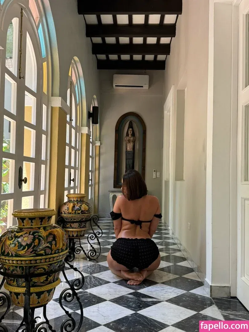 Yesjulz Onlyfans Photo Gallery 