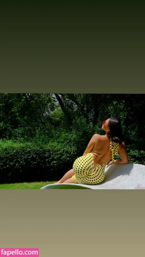 Yesjulz Onlyfans Photo Gallery 