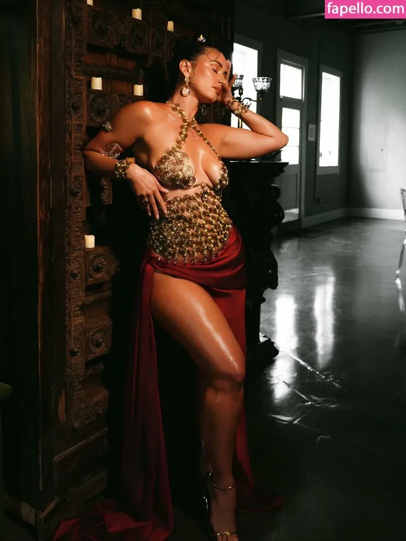 Yesjulz Onlyfans Photo Gallery 