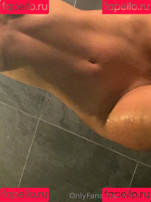 Yesjulz Onlyfans Photo Gallery 