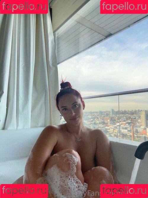 Yesjulz Onlyfans Photo Gallery 