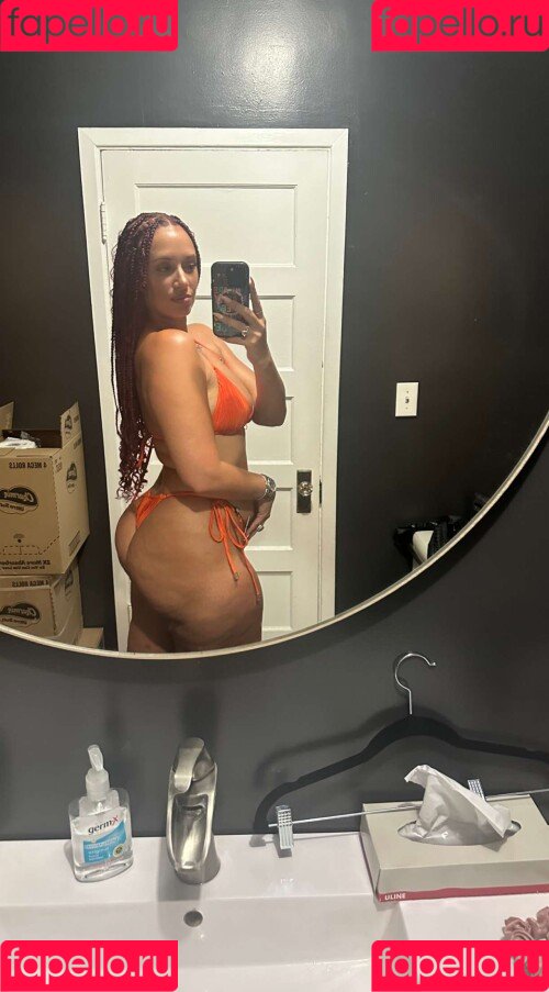 Yesjulz Onlyfans Photo Gallery 