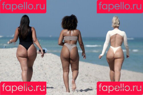 Yesjulz Onlyfans Photo Gallery 