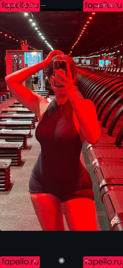 Yesjulz Onlyfans Photo Gallery 