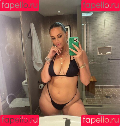 Yesjulz Onlyfans Photo Gallery 