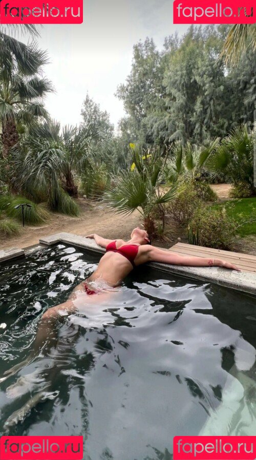 Yesjulz Onlyfans Photo Gallery 