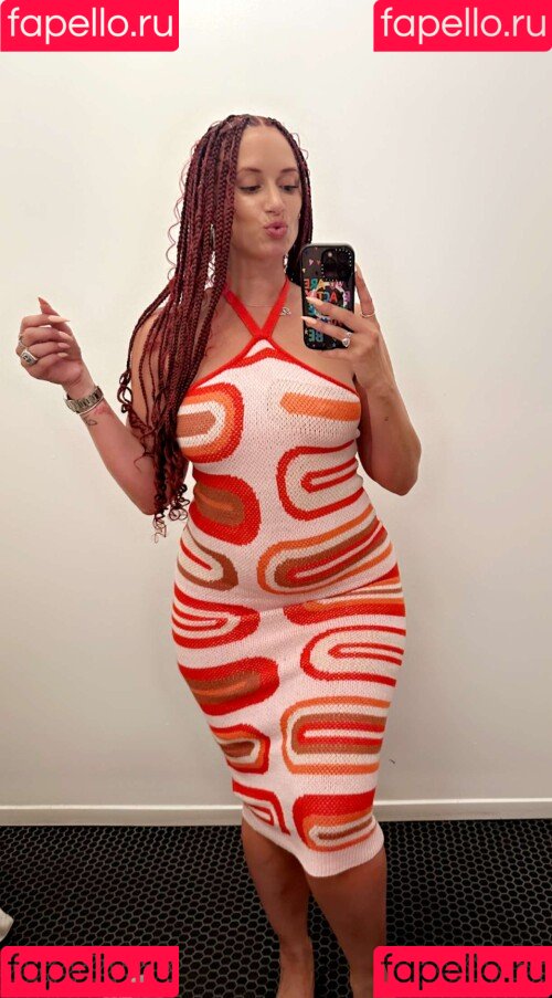 Yesjulz Onlyfans Photo Gallery 